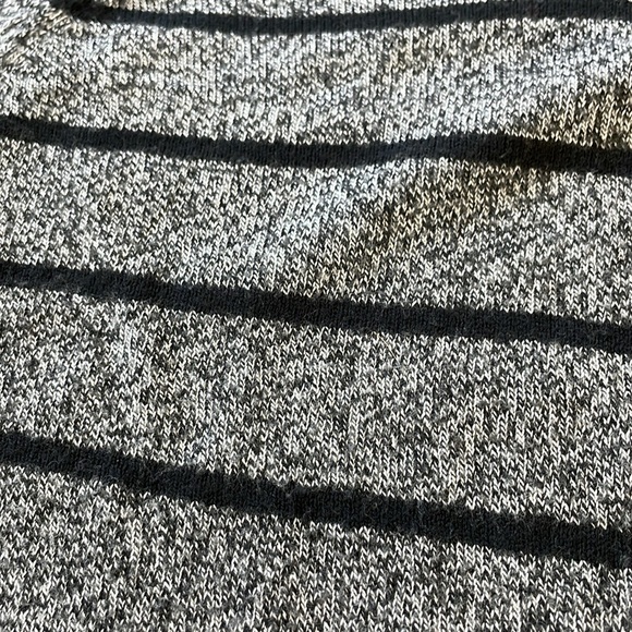 🌷5/$20🌷 Mossimo Striped Sweater L - Picture 4 of 7